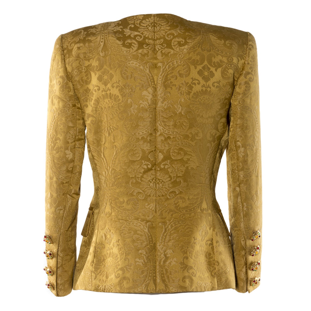 Fantastic jacket by Rena Lange
Yellow/gold damask textile (silk and polyester)
Amazing jewel buttons, heart shape
2 Pockets
Size itaian 40 (US 4/6)
Made in Germany
Worldwide express shipping included in the price !