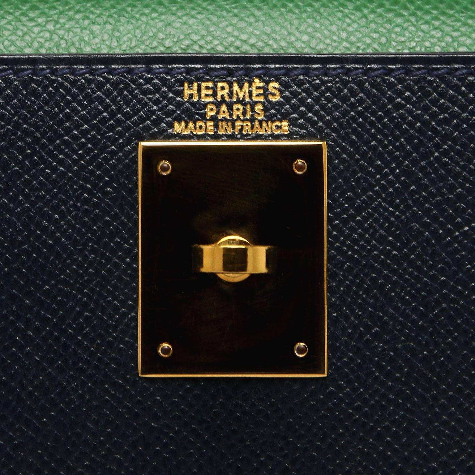 Hermes Kelly 28cm Bi Colour Vert Clair & Blue Indigo Courchevel Gold Hardware In Excellent Condition In London, GB