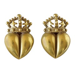 Retro Kieselstein-Cord Iconic Gold Heart Crown Earrings