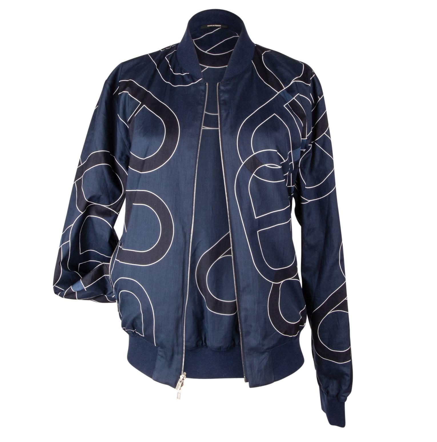 Hermes Men's Jacket Chaine D'Ancre Blue Reversible Windbreaker 50 / 40 New In New Condition For Sale In Miami, FL