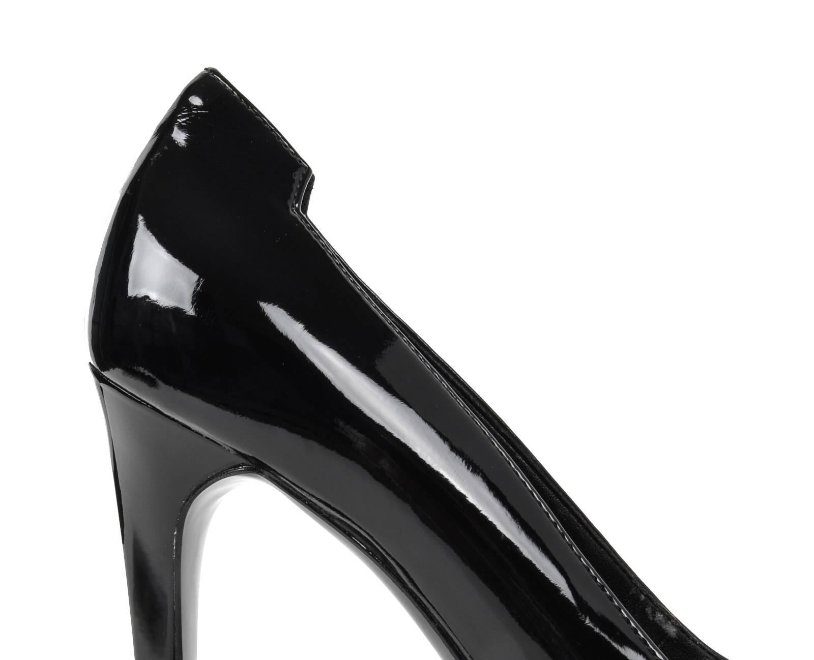 Stella McCartney Shoe Black Patent Leather Morgana Pump 40 / 10 New In New Condition In Miami, FL