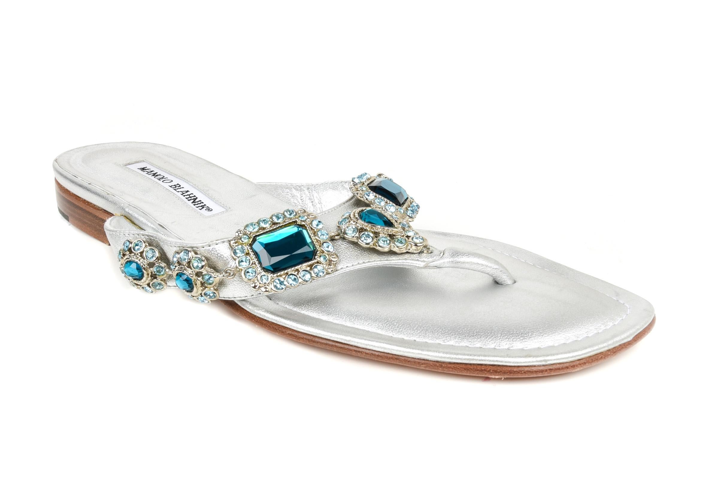 Manolo Blahnik Shoe Silver Thong Sandal w Aqua Diamantes 40 / 10 In Excellent Condition In Miami, FL