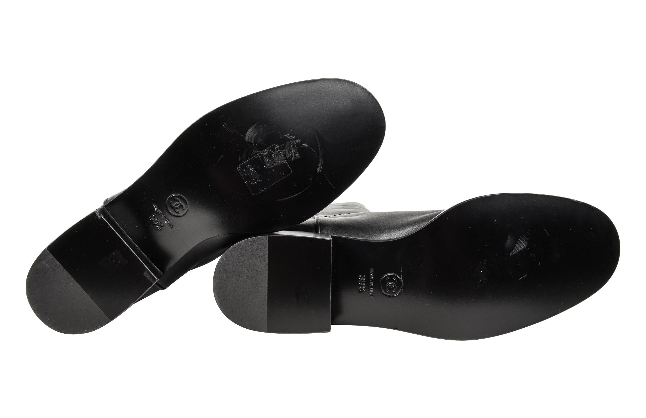 Chanel Boot Black Leather Flat Knee High CC Logo 39.5 / 9.5 New 4