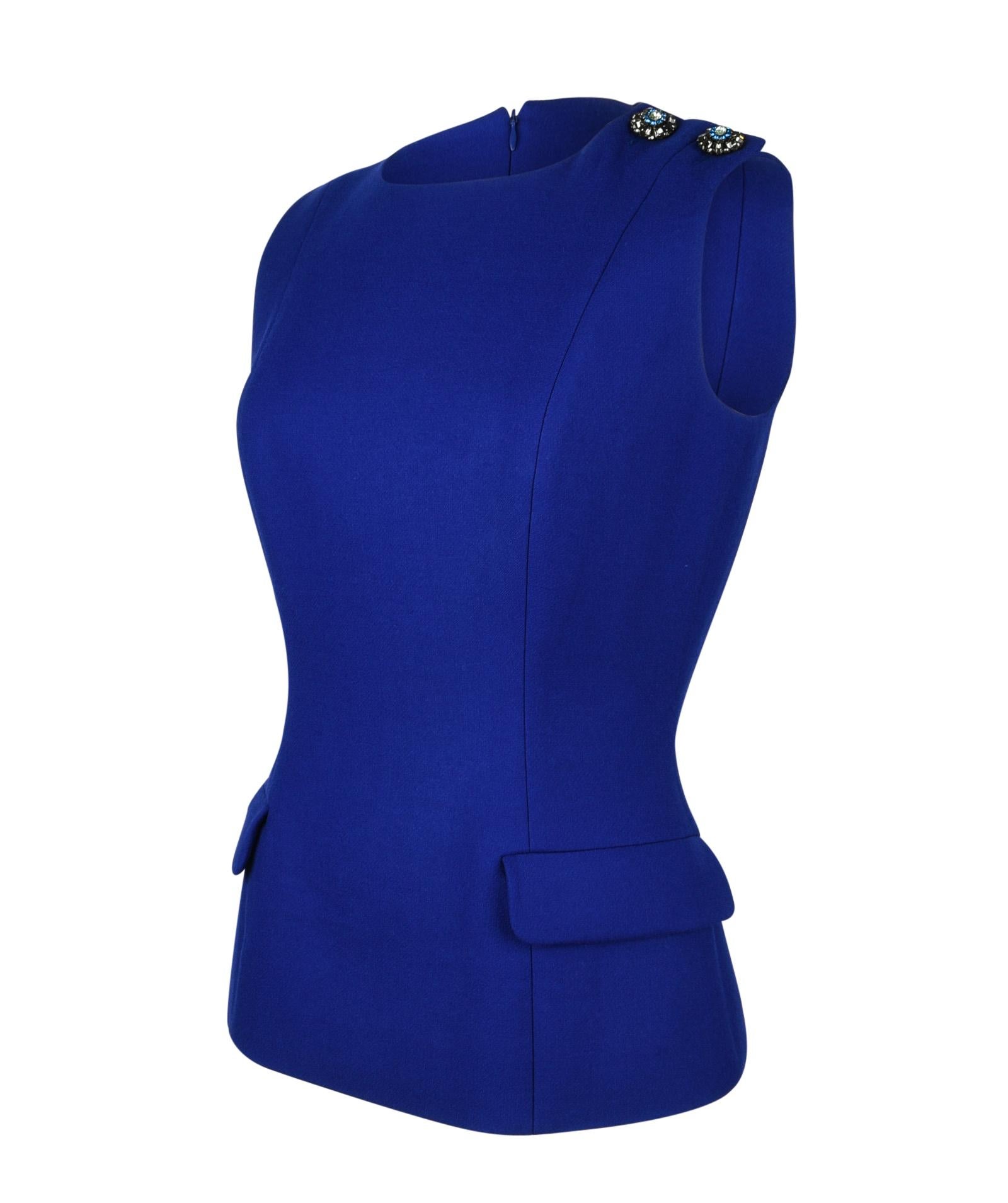 Christian Dior Top Electric Blue Sleeveless Jeweled Shoulder fits 8 In Excellent Condition In Miami, FL