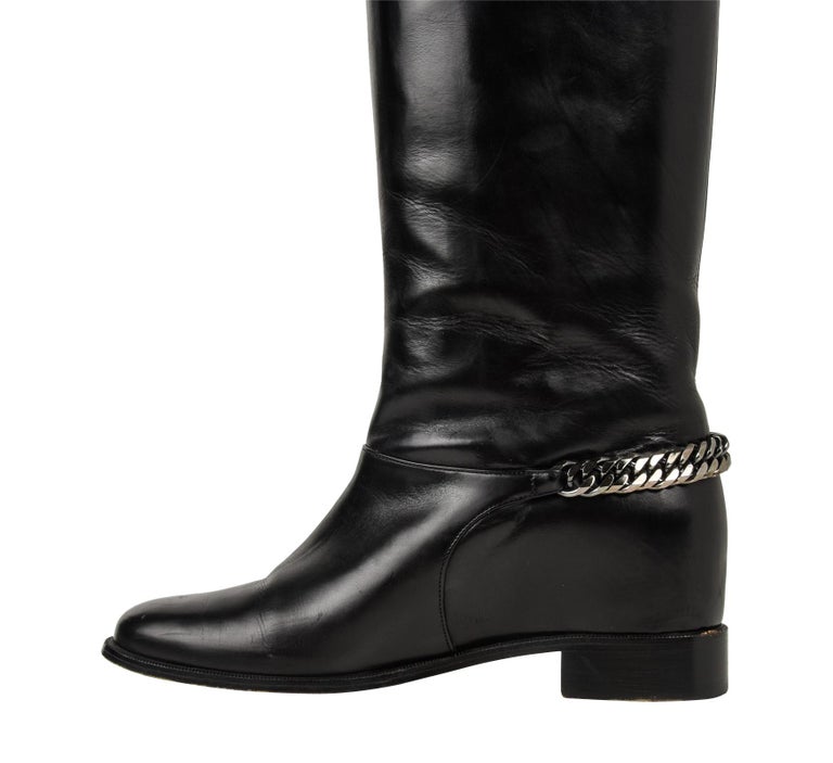Christian Louboutin Boot Black Cate Flat Knee High Chain Detail 39 / 9 at 1stDibs | louboutin