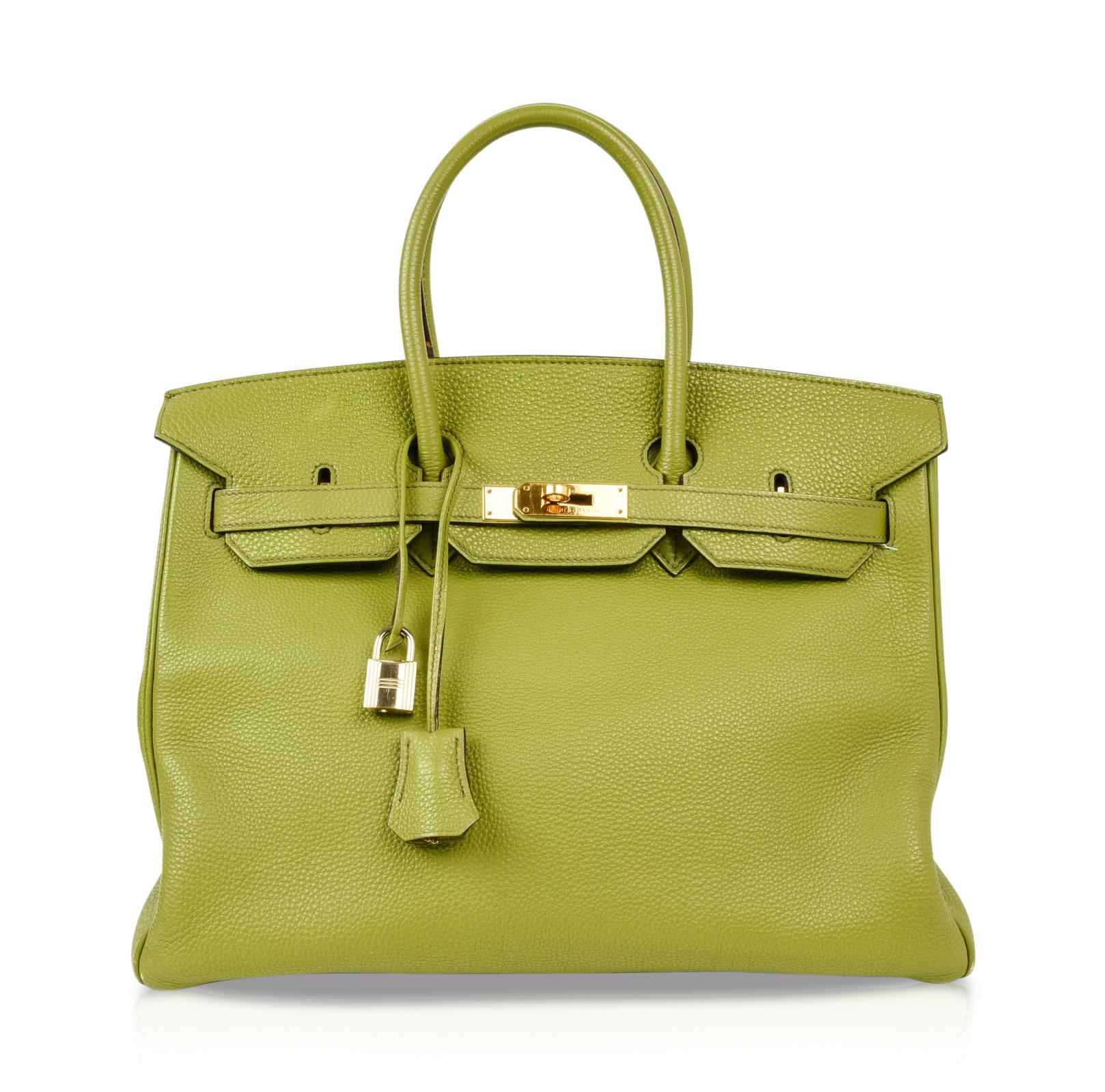 Hermes Birkin 35 Bag Chartreuse Togo Gold Hardware In Good Condition In Miami, FL