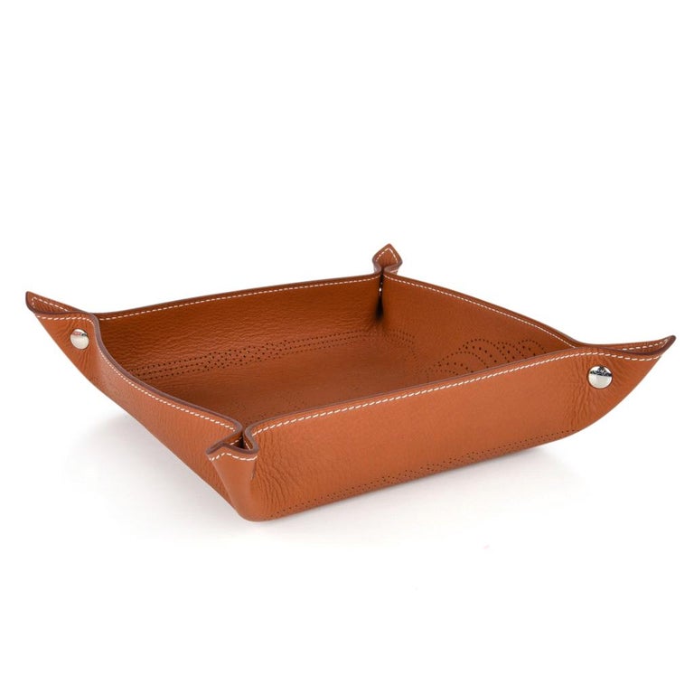 Hermès Now Offers A Leather Charging Change Tray - BAGAHOLICBOY