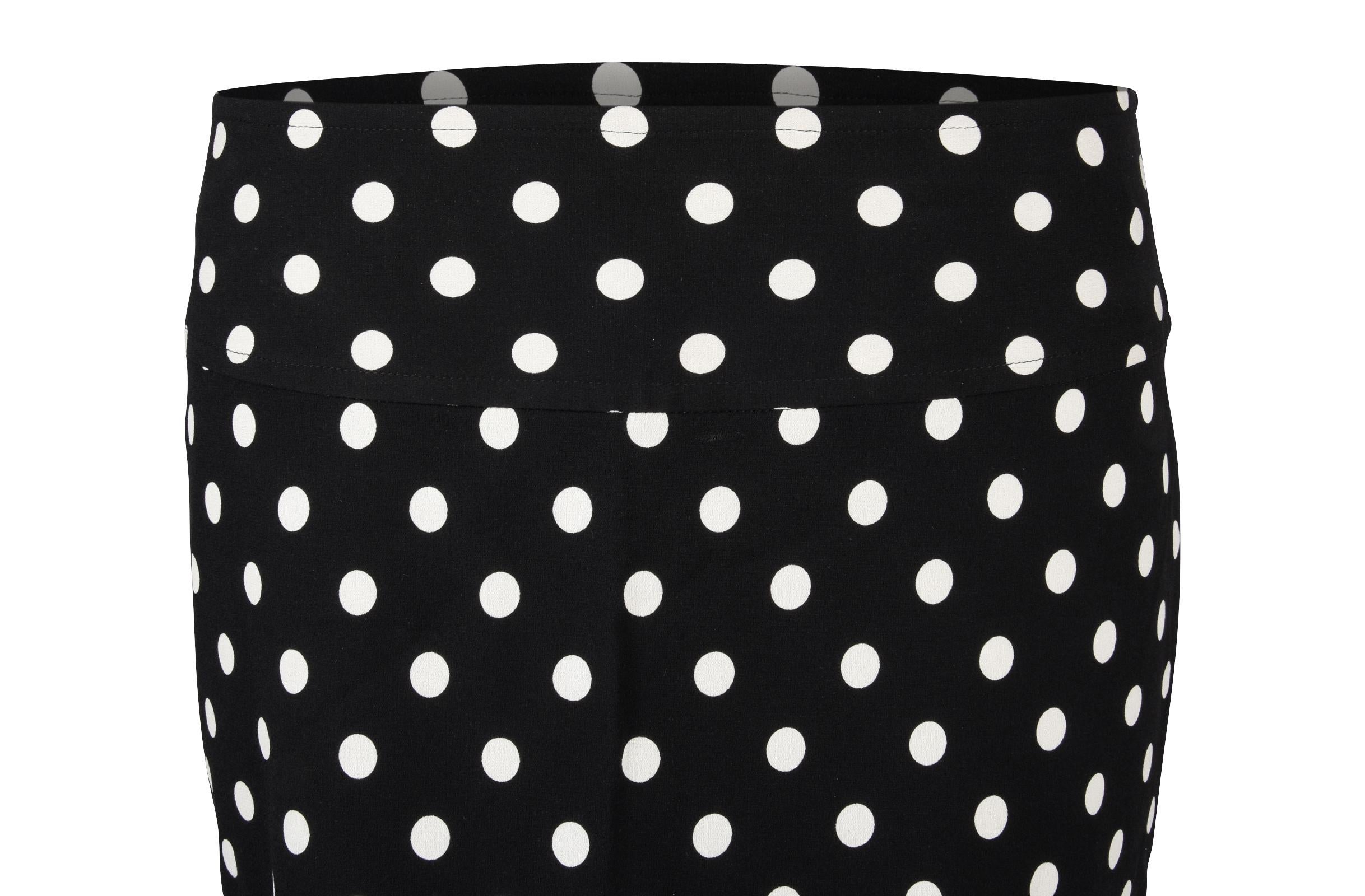 Dolce&Gabbana Skirt Polka Dot Lace Trim Stretch Pencil 38 / 4 In Excellent Condition For Sale In Miami, FL