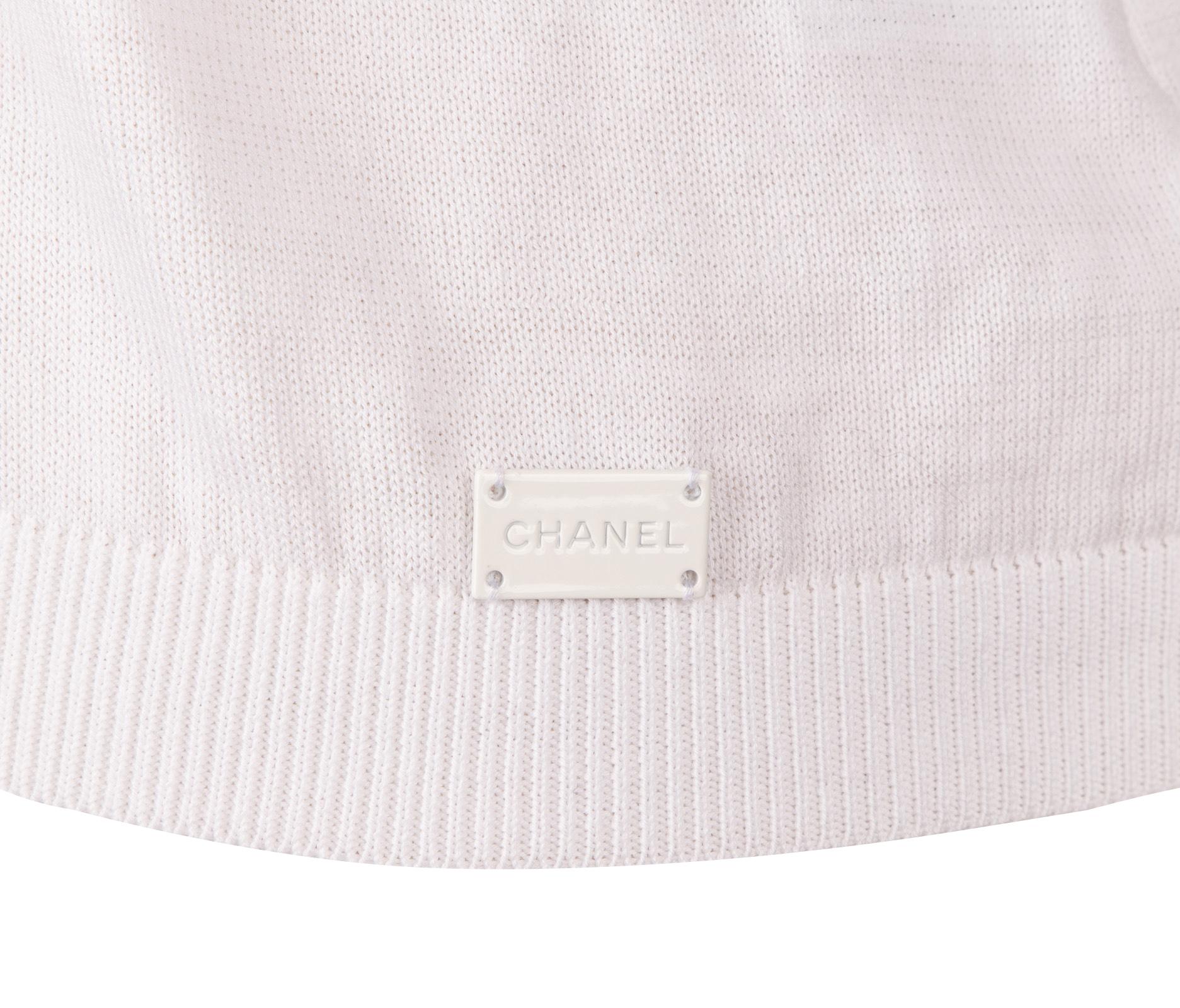 Gray Chanel 03C Top Camellia Knit Sleeveless Shell White 42 / 8