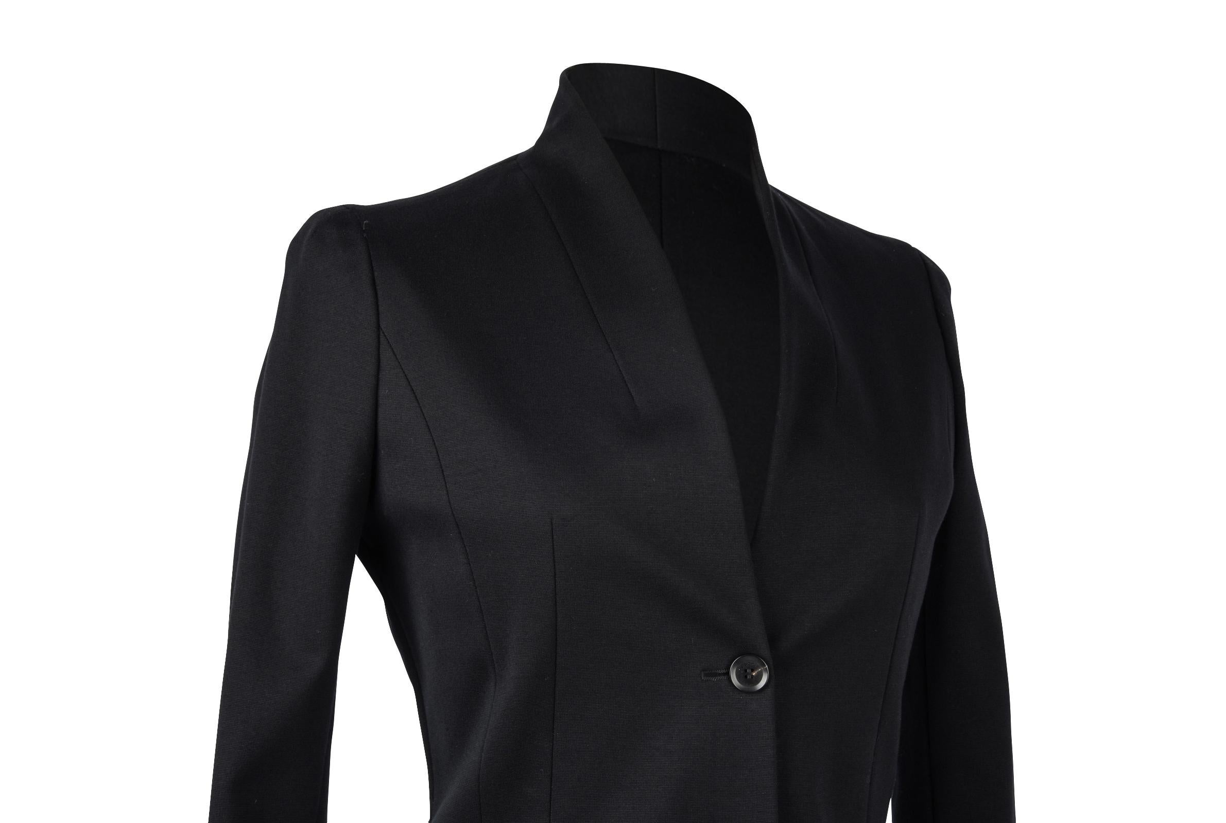 Gucci Jacket Modern Sleek Black Single Breast 38 / 6  In Excellent Condition In Miami, FL