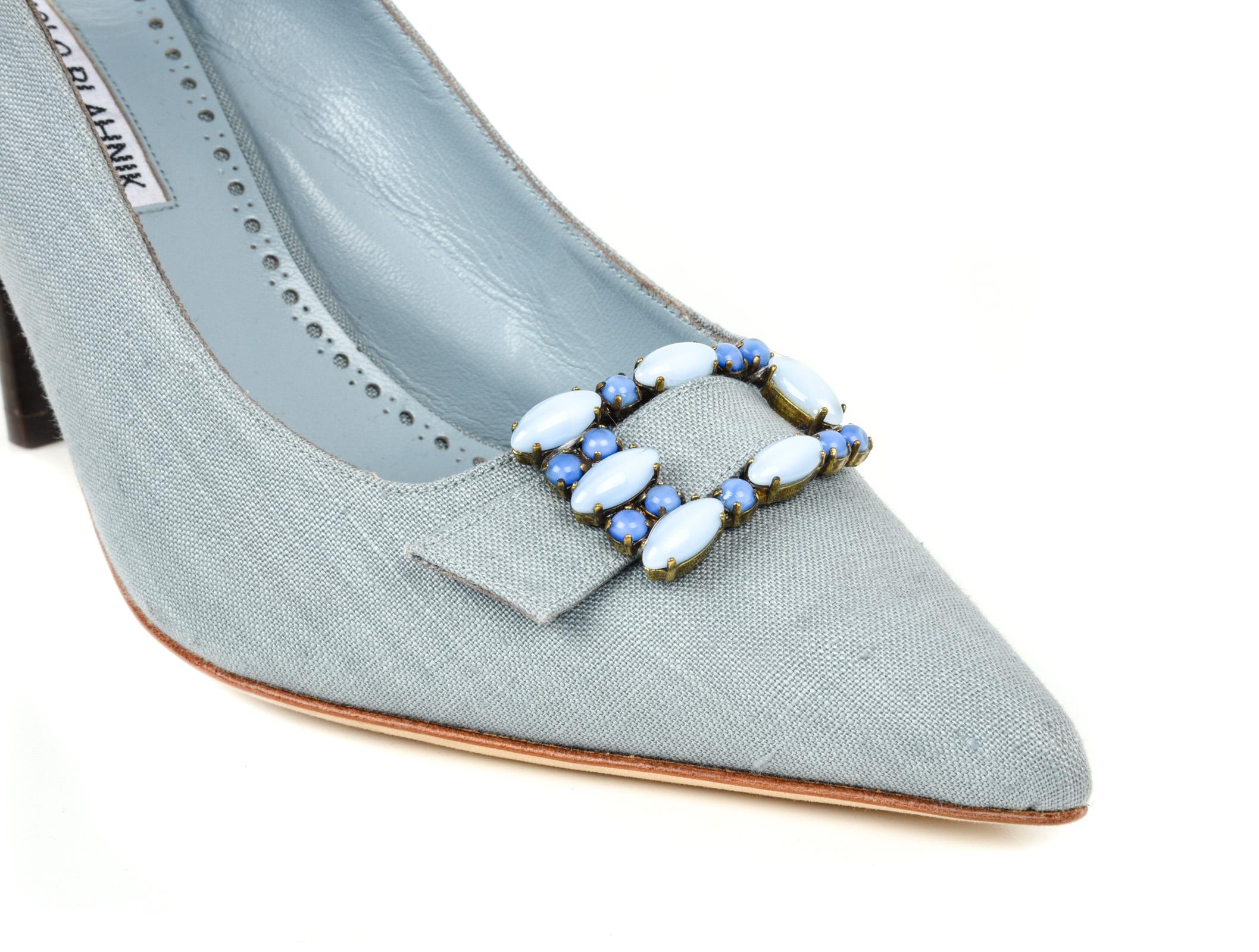 Gray Manolo Blahnik Shoe Light Blue Textile Beaded Buckle Slingback 40.5 / 10.5 