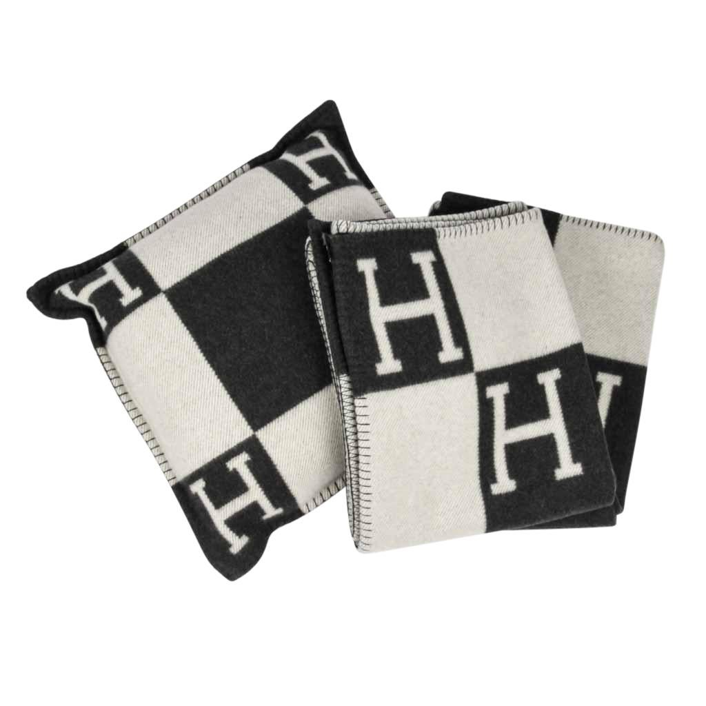 hermes black and white blanket