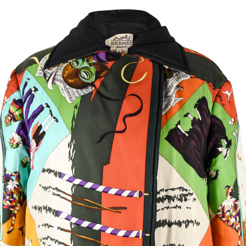 Hermes Jacket Carnavale de Venise Vivid Reversible Scarf Print Vintage 36 / 6 In Excellent Condition For Sale In Miami, FL