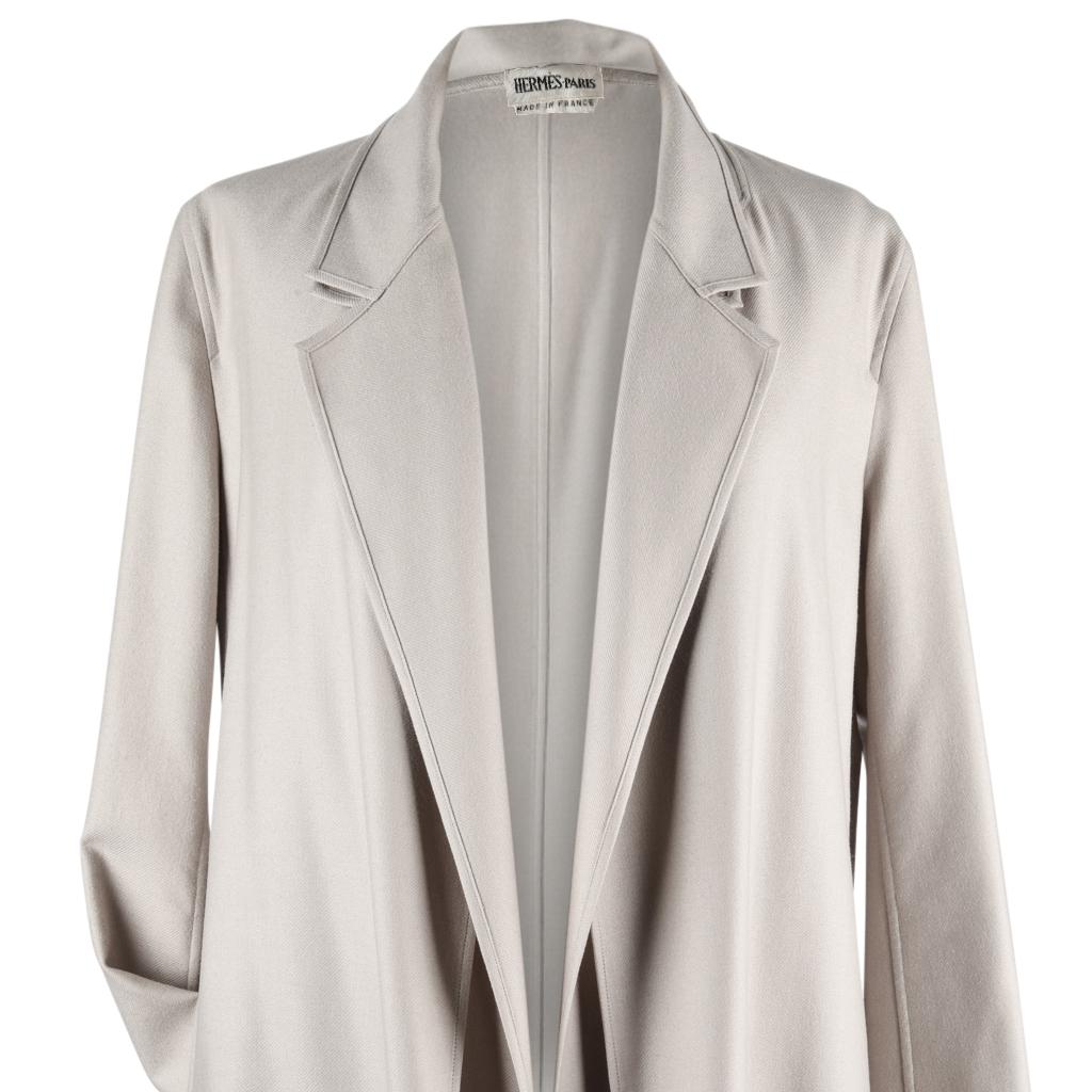 Hermes Coat Cashmere 2Piece Vest Coat Pearl Gray 40 / 6 In Excellent Condition In Miami, FL