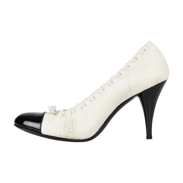 Chanel White Snakeskin Pump Black Detailed Round Patent Toe Heel 38 / 8 For Sale at 1stDibs | snakeskin pumps, chanel white heels, chanel white pumps