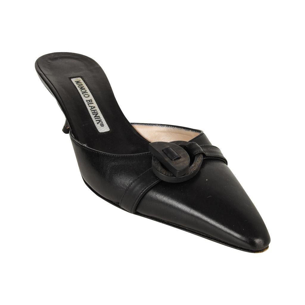 Women's Manolo Blahnik Shoe Mule Abstract Wood Buckle 36.5 / 6.5 For Sale