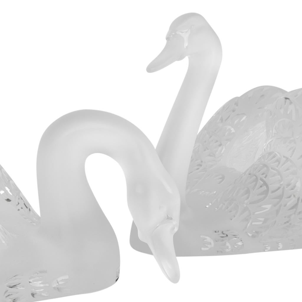 Lalique Swan Head Up Pure Crystal Sculpture For Sale 1