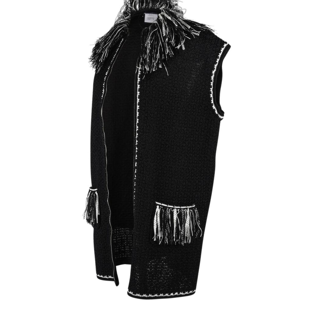Women's Chanel 14S Vest Black Tweed Fringed Zip Front 42 / 12
