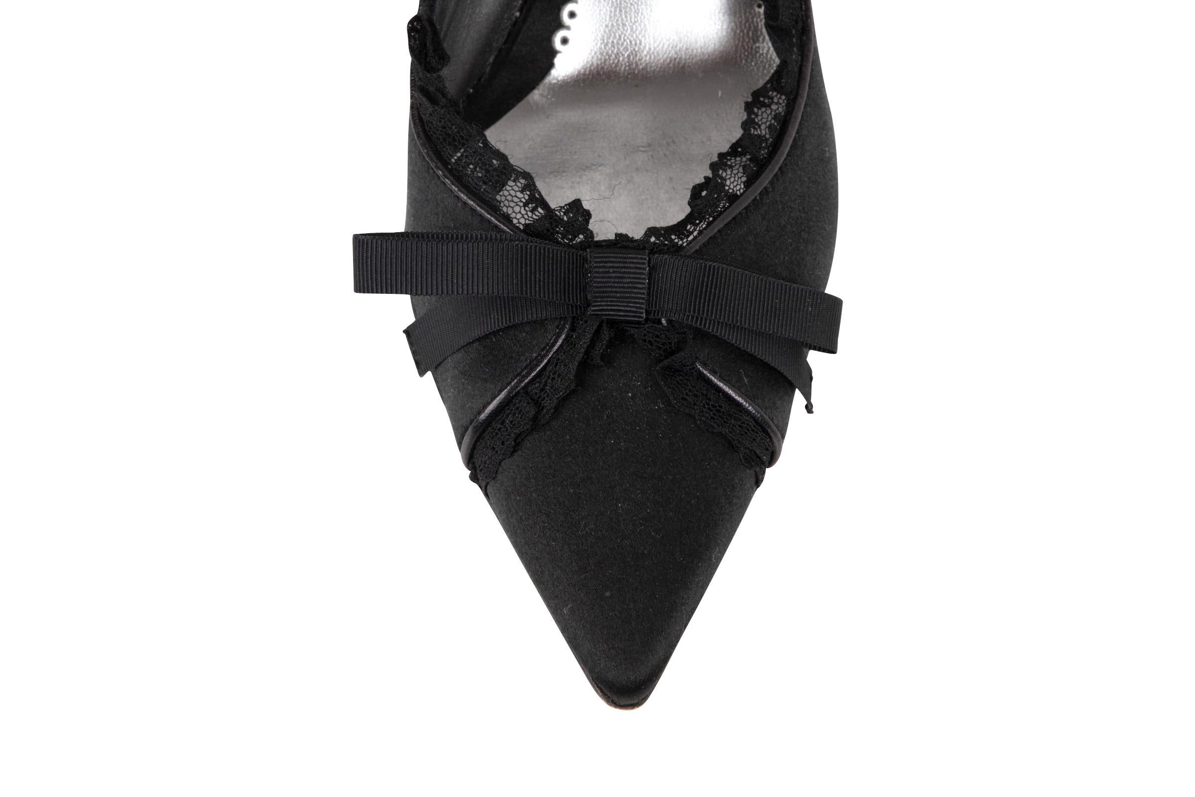 Women's Giorgio Armani Shoe Black Satin Lace Edge Pump 39 / 9