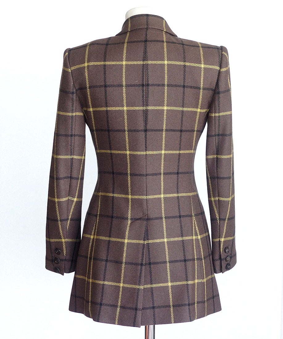 Hermes Jacket Superb Shaping Wood Embossed Buttons Vintage 38 For Sale