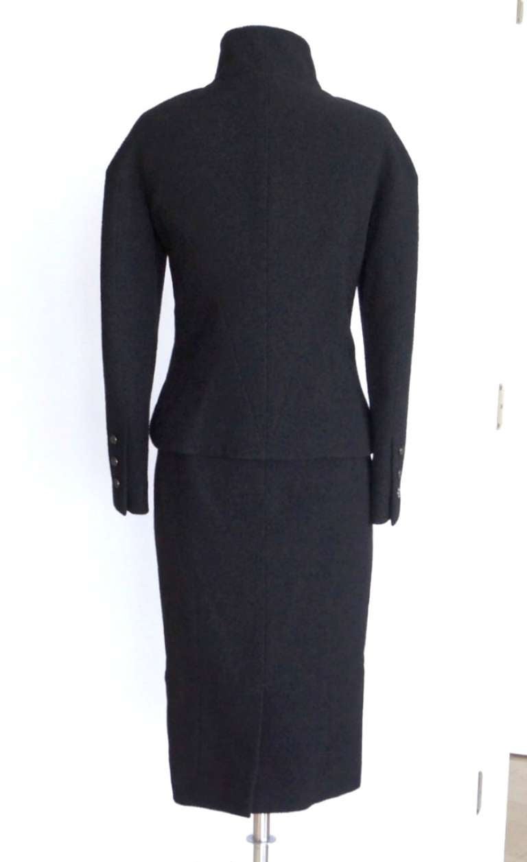 Chanel 12C Skirt Suit Beautiful Design Elements Chic Simplicity 44  nwt In New Condition In Miami, FL