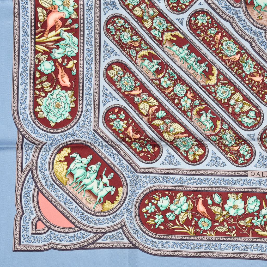 Hermès - Écharpe en soie Qalamdan imprimée vintage, beauté  en vente 3