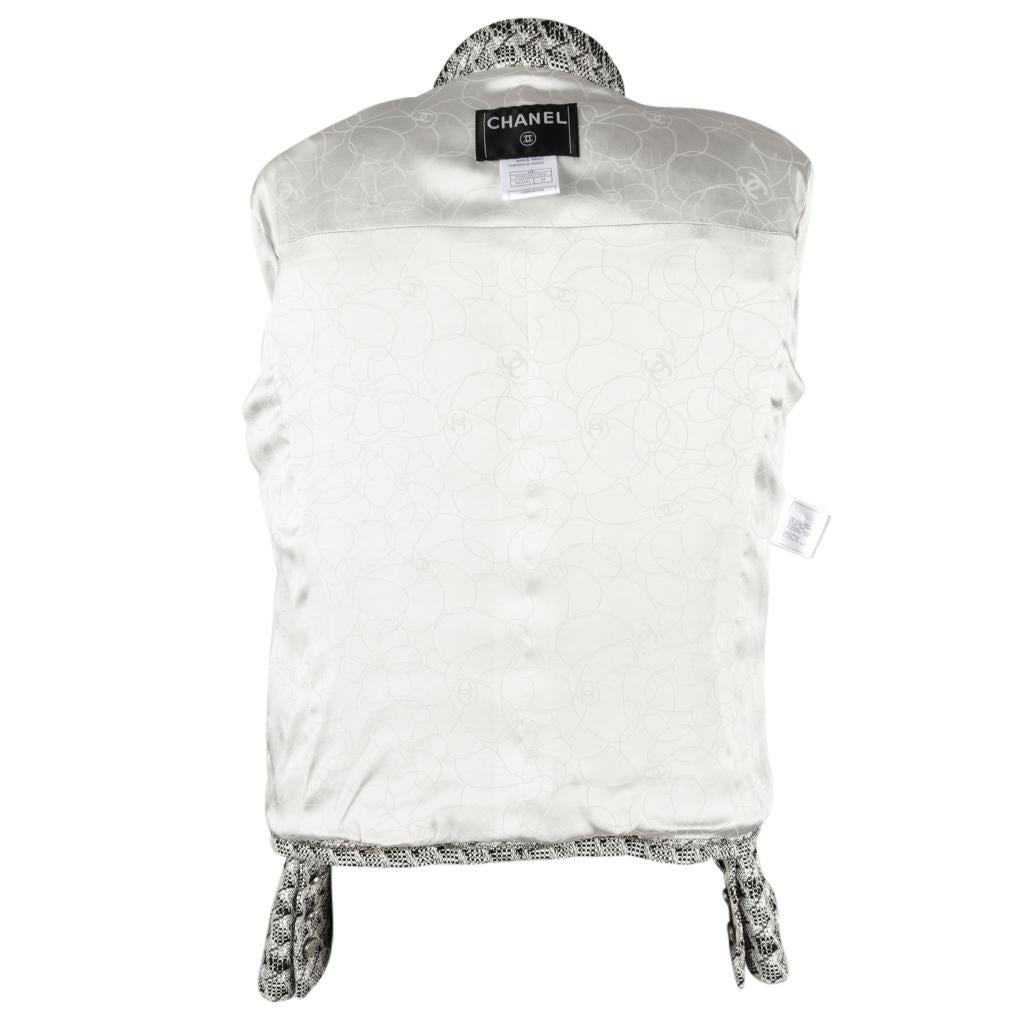Chanel Jacket 05P Tweed Subtle Silver Thread 44 / 10 11