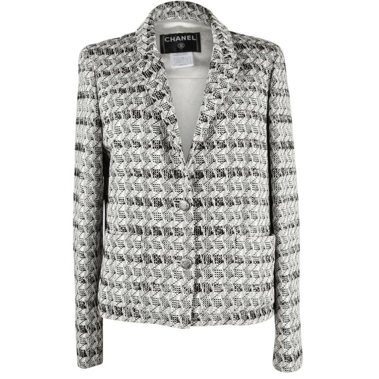 Chanel Jacket 05P Tweed Subtle Silver Thread 44 / 10 at 1stDibs