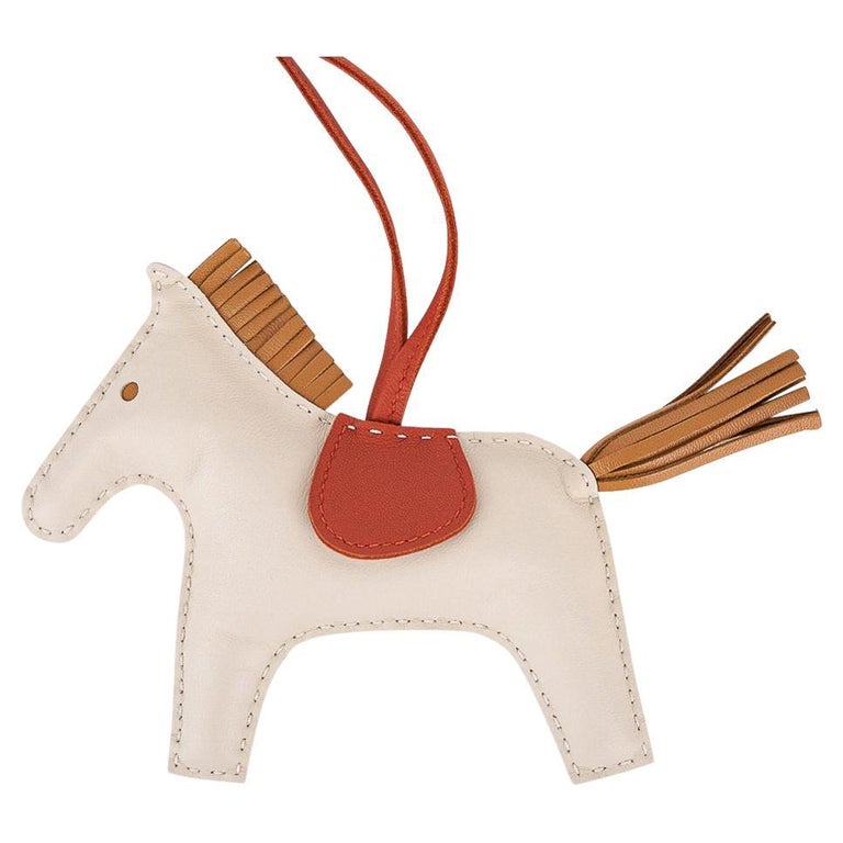 Hermes Rodeo Bag Charm MM Blu Celeste Malachite Craie Horse in vendita su  1stDibs