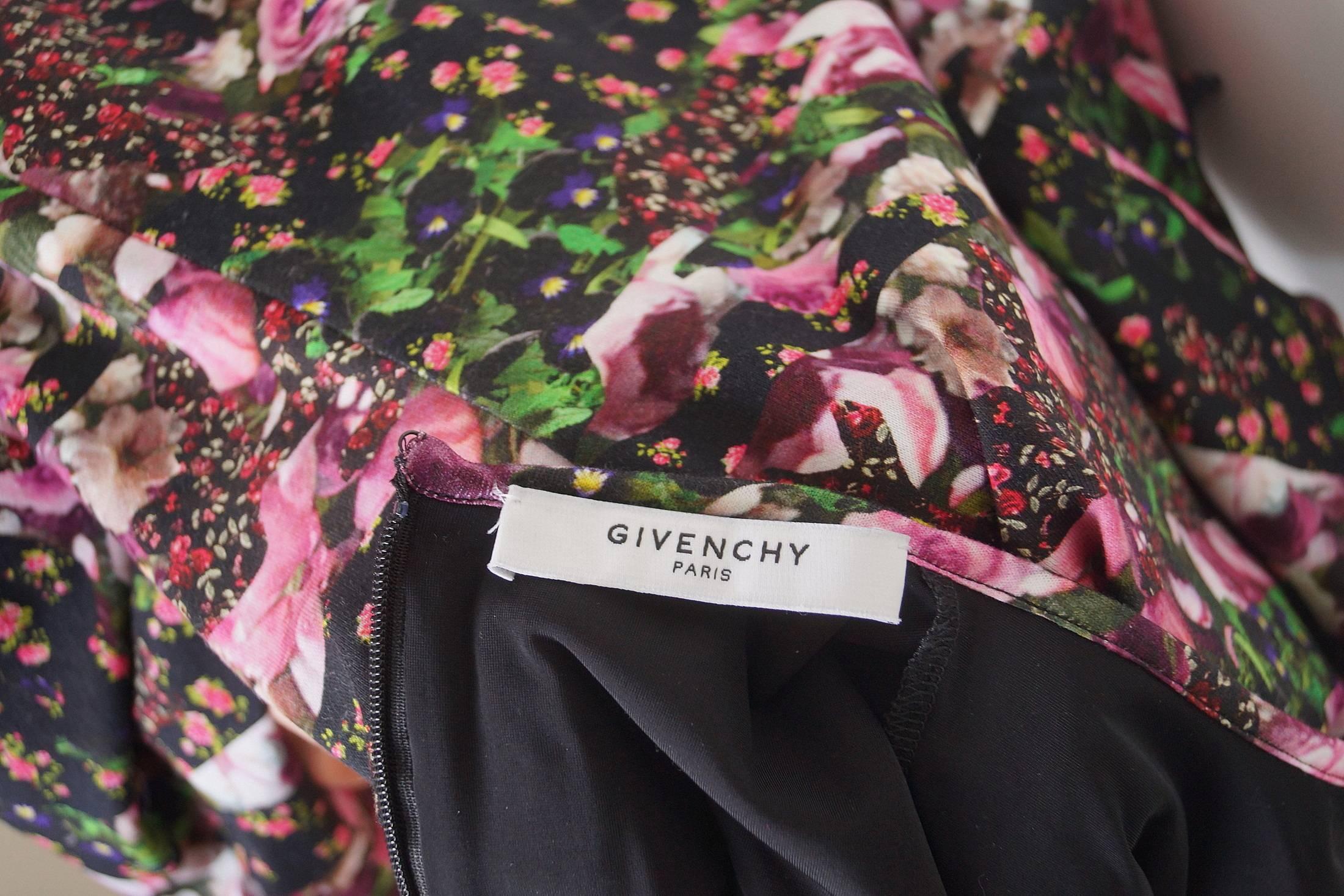Women's Givenchy Dress Lush Floral Fitted Sheath 42 / 6  New For Sale