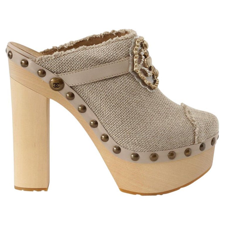 Chanel white leather block heels slides mules sandals shoes slides