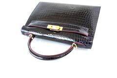 HERMES KELLY 32 Bleu Marine Red Contour Porosus Crocodile Gold Hardware