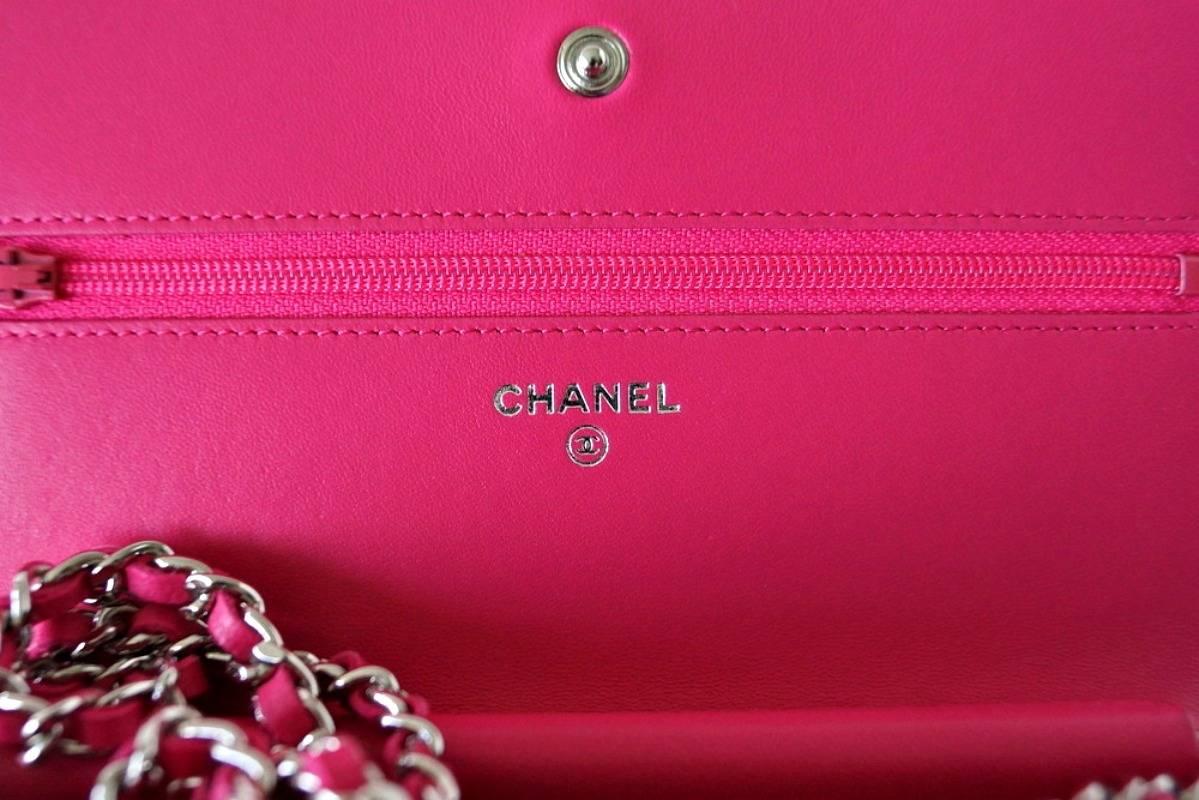 Women's Chanel Bag / Wallet On A Chain Pink Lambskin Cross Body New