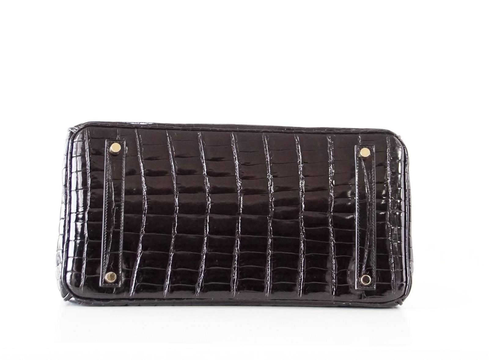 Women's Hermes Birkin 35 Bag Black Crocodile Gold Hardware  