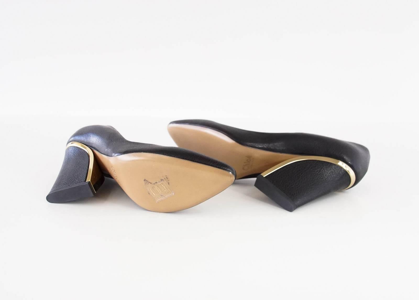 Women's CHLOE Shoe Bold Block Heel Gold Detail Black Leather 39 / 9  new