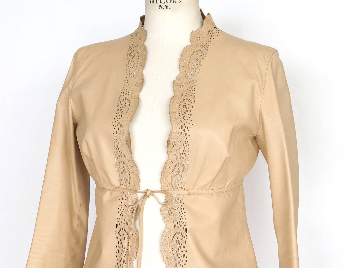 GUCCI Jacket Nude Leather Laser Cut Edging 3/4 Sleeve Empire Waist 40 / 6  In Excellent Condition In Miami, FL