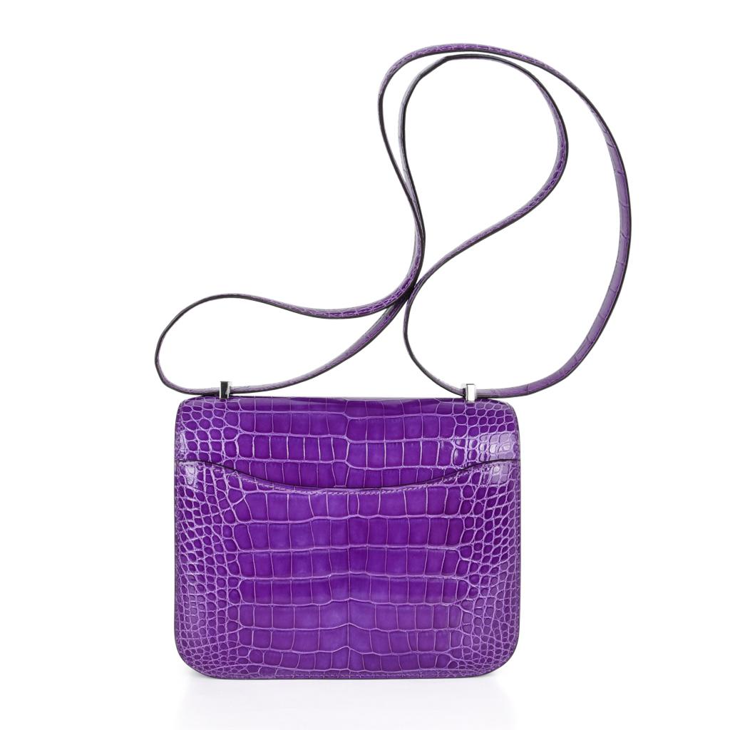 Hermes Constance Bag Rare 18 cm Ultra Violet Alligator Palladium 2die4 In New Condition In Miami, FL