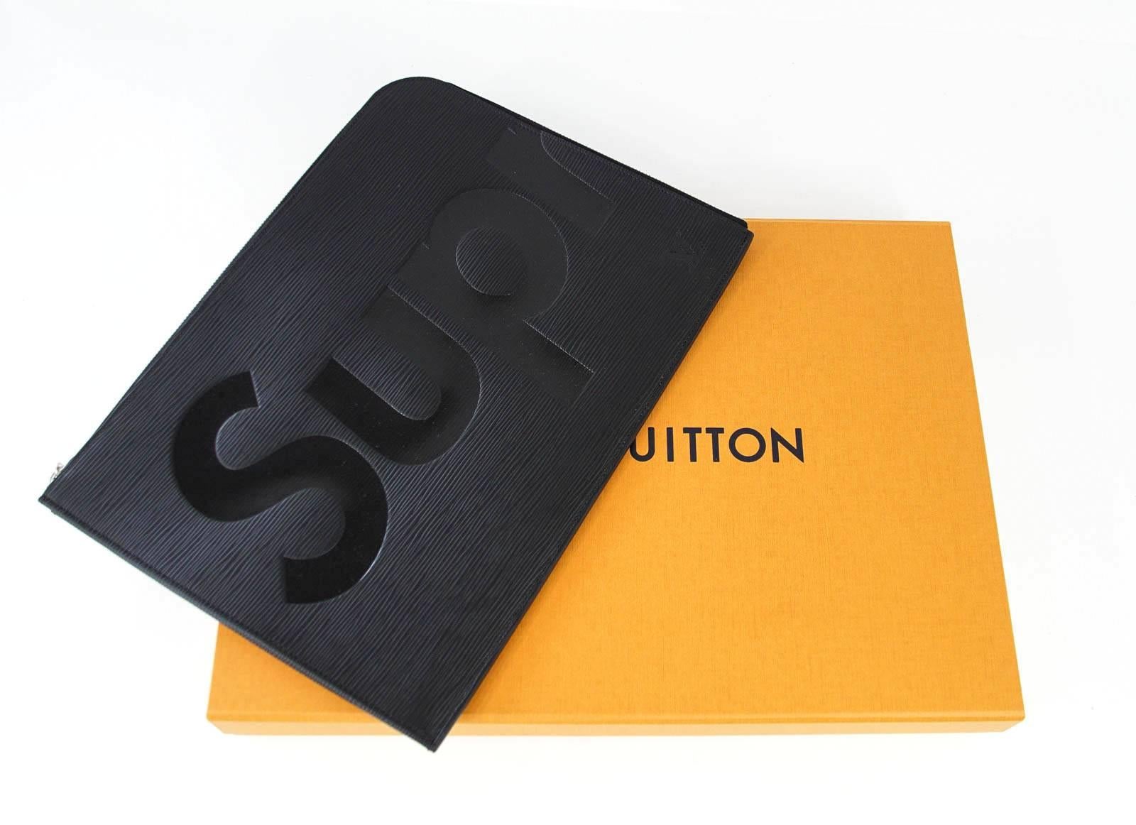 Louis Vuitton Supreme X Black Pochette Epi Jour GM Clutch Case In New Condition In Miami, FL