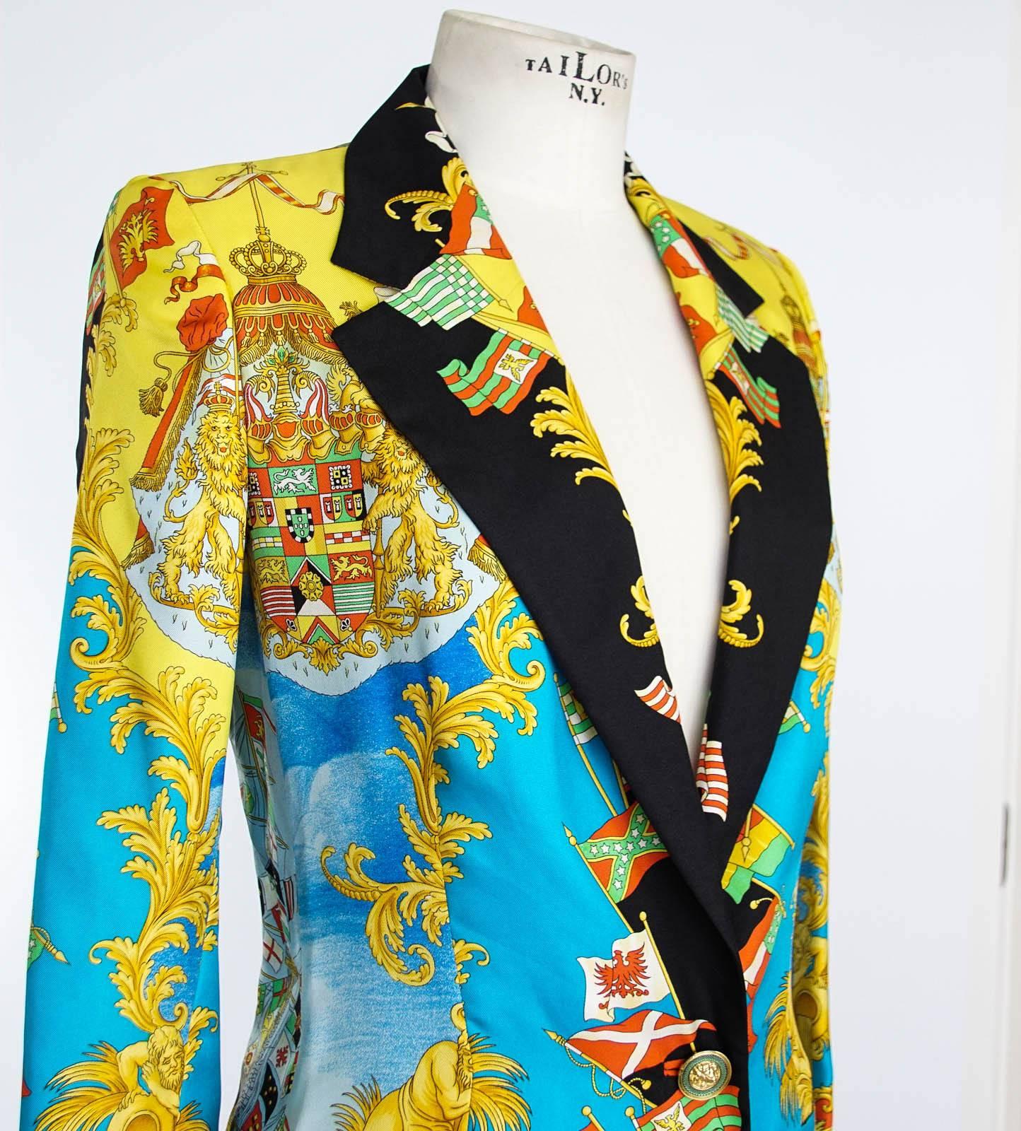 Blue Gianni Versace Couture Jacket Exceptional Vintage Scarf Print  38 / 4