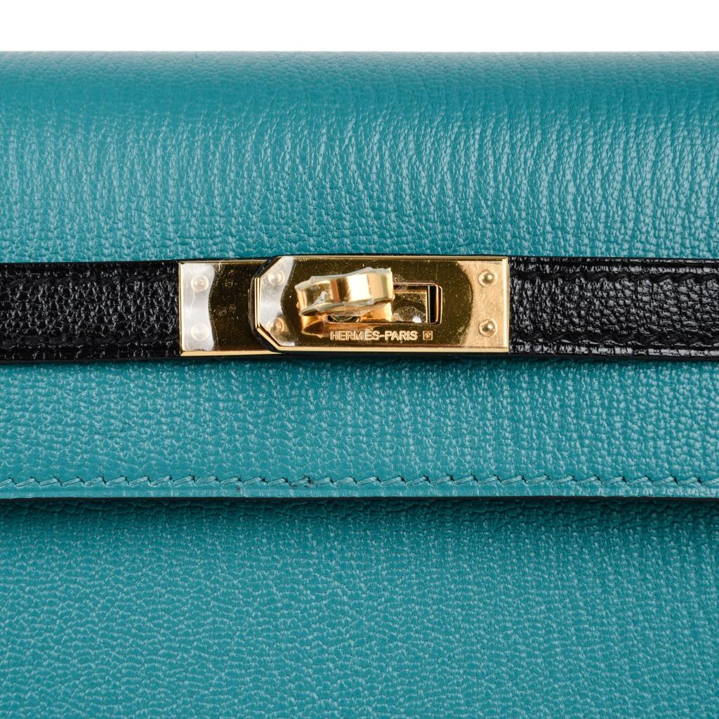 Hermes Kelly 25 Sellier Bag HSS Blue Paon / Black Chevre Mysore Gold In New Condition In Miami, FL