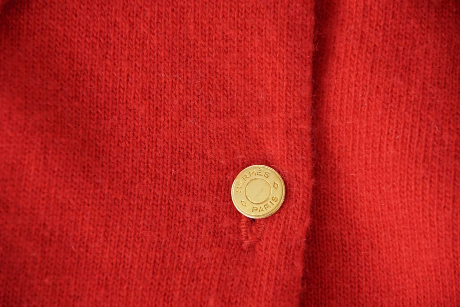 Hermes Sweater Vintage Cashmere Rich Red Cardigan  XL In Excellent Condition In Miami, FL