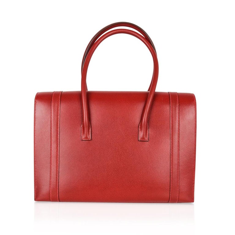 Hermes Drag Bag 32 Vintage Rouge Vif Red Gold Hardware Rare For Sale at ...