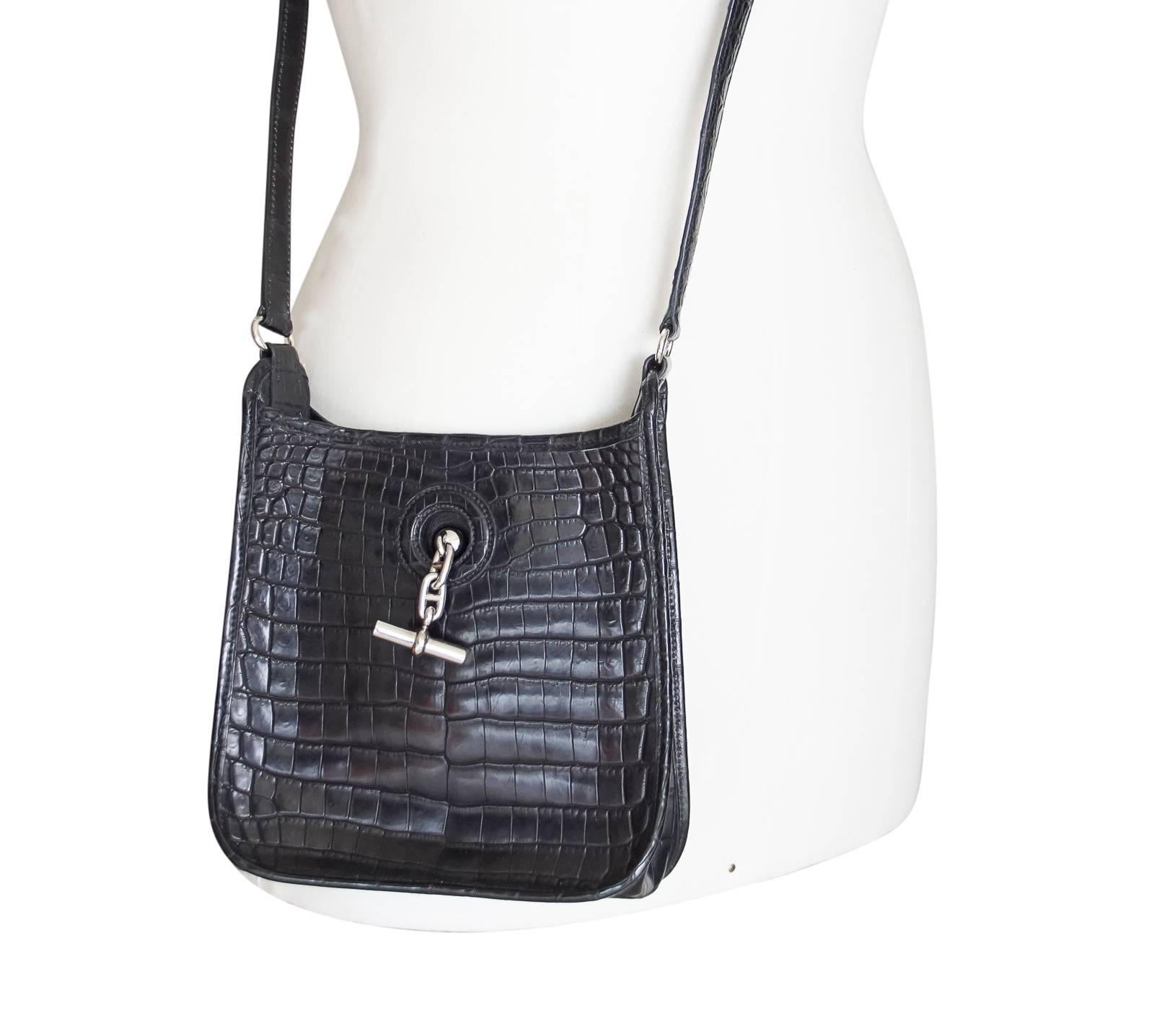 Hermes Vespa TPM Matte Black Crocodile Crossbody Shoulder Bag In Excellent Condition In Miami, FL