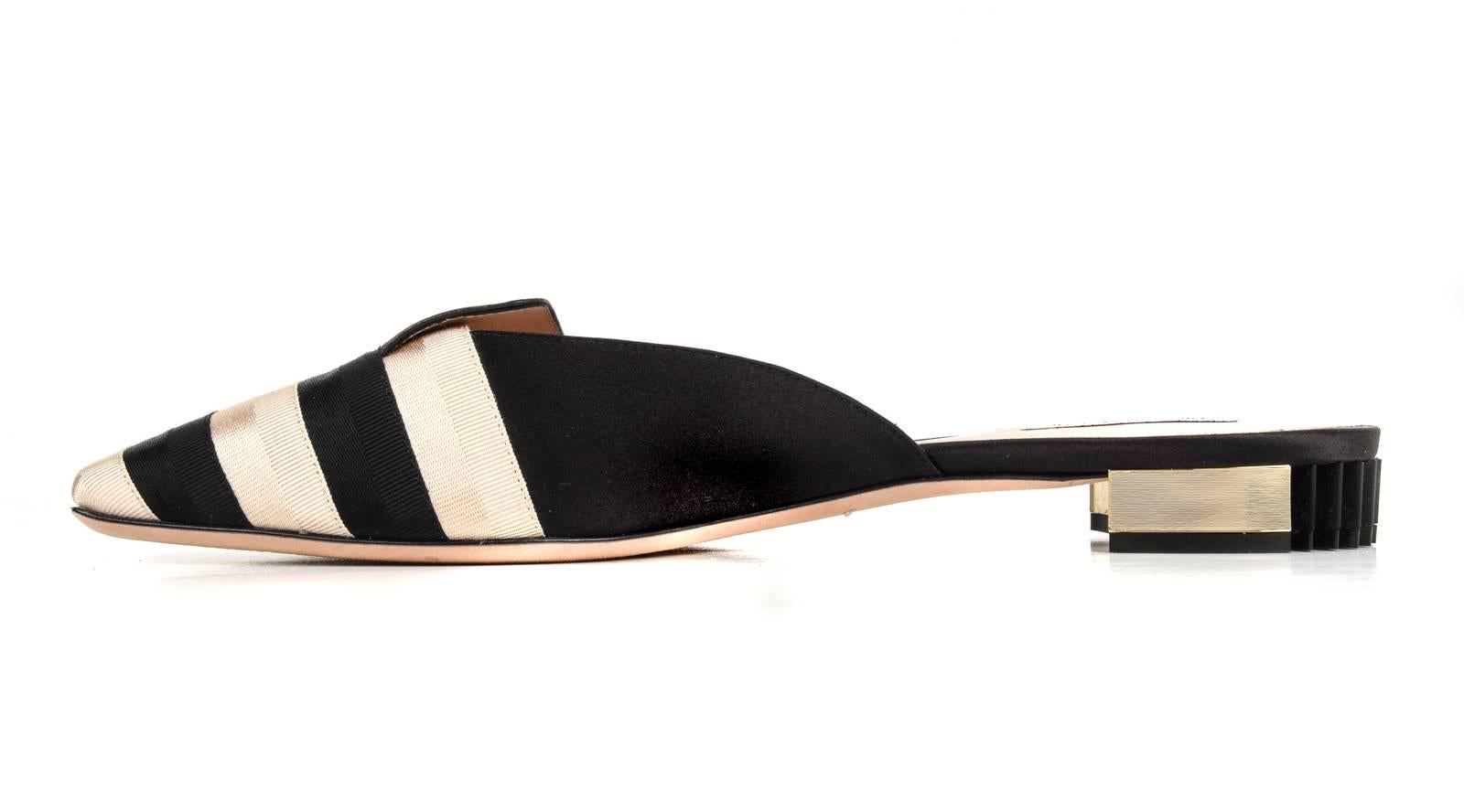 Giorgio Armani Shoe Black Gold Striped Slide Beautiful Heel 40 / 10 New 2