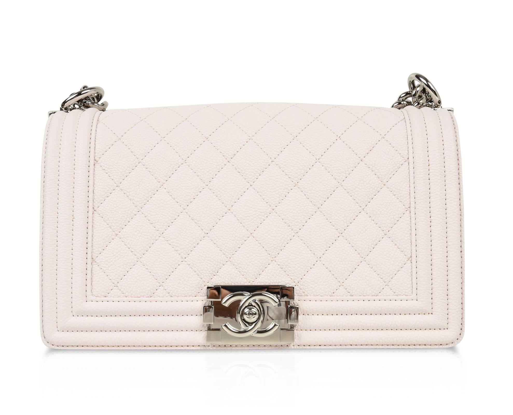 Chanel Bag White / Nude Quilted Caviar Medium 1