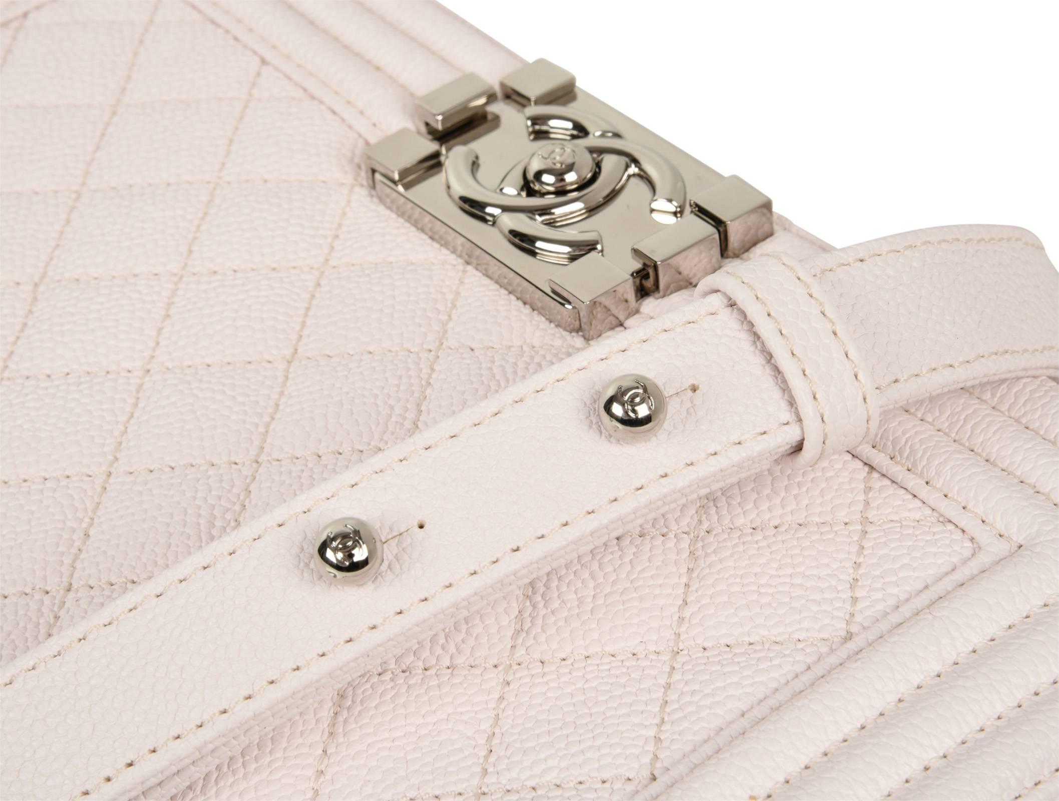 Chanel Bag White / Nude Quilted Caviar Medium 2