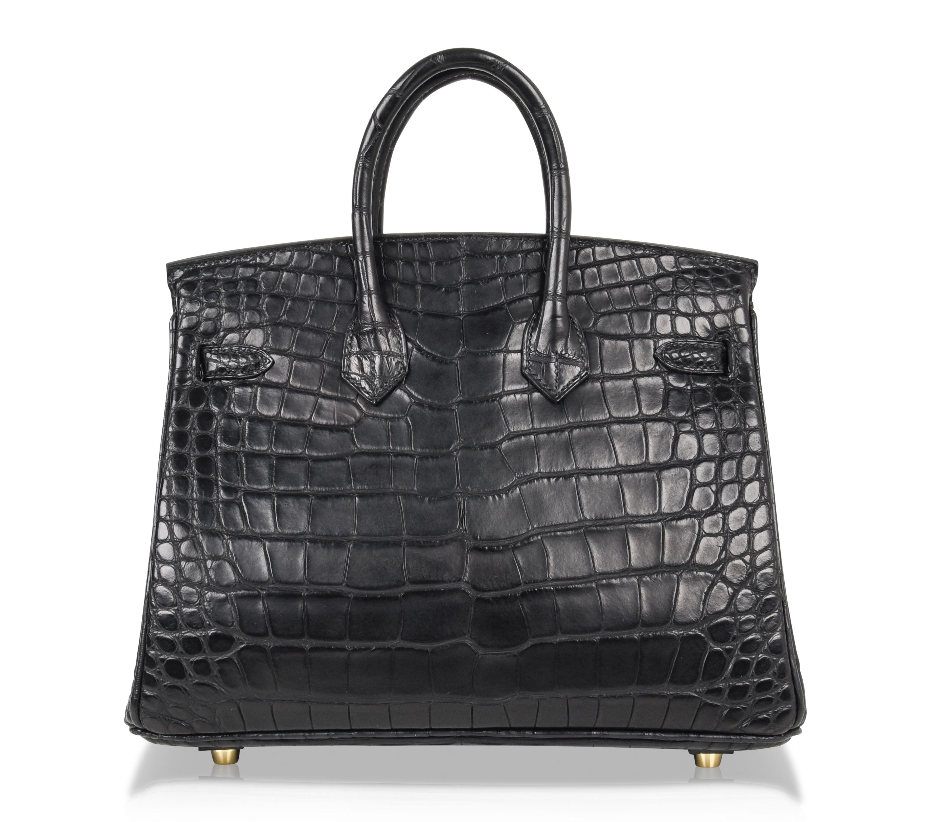Hermès - Sac Birkin 25 noir mat en alligator avec accessoires dorés 7