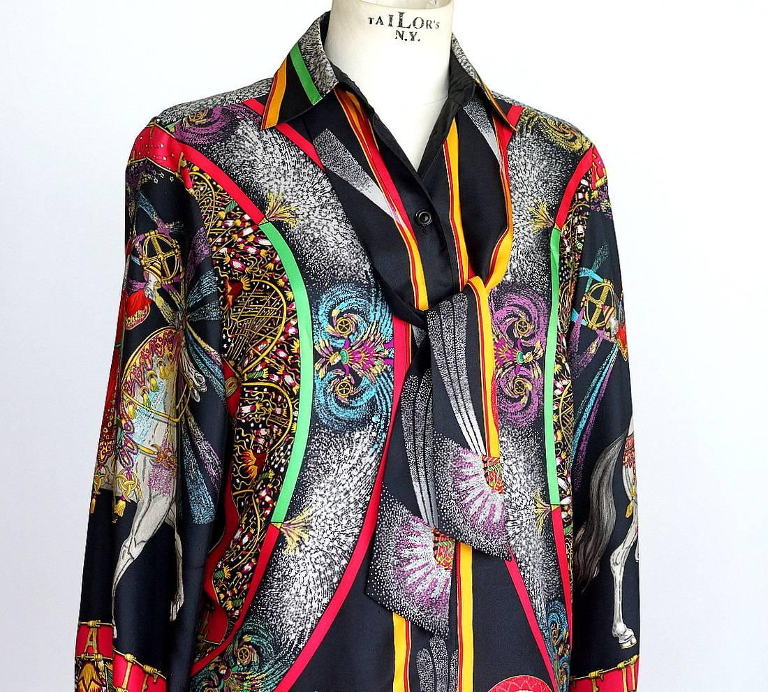 Black Hermes Top Scarf Print Blouse Feux D'Artifice w/ Twilly  Vintage 38  For Sale