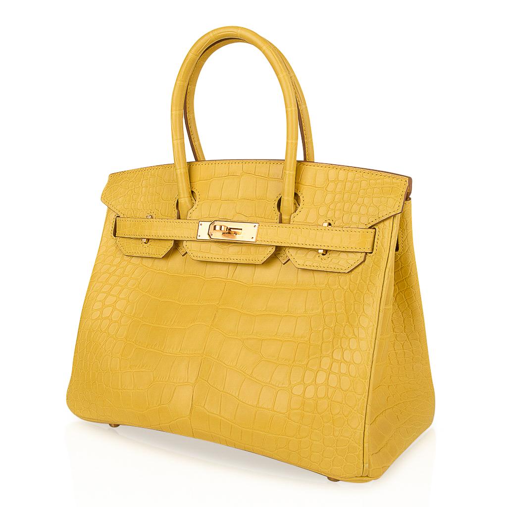Hermes Birkin 30 Bag Mimosa Matte Alligator Gold Hardware In New Condition In Miami, FL