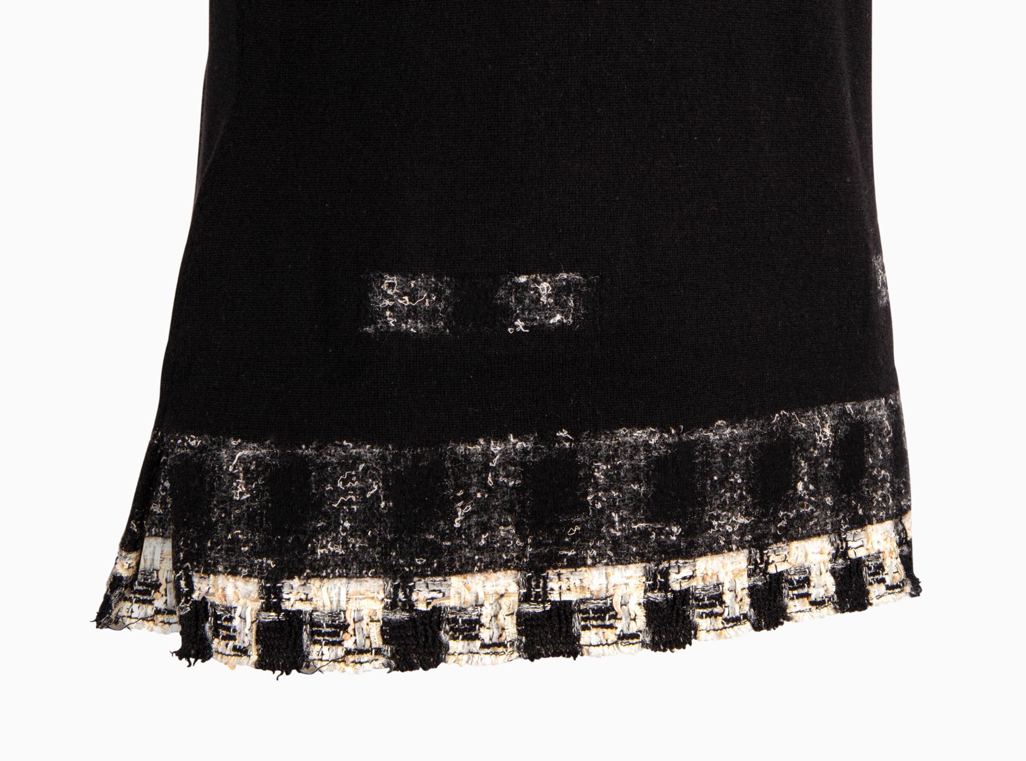Black Chanel 05C Cashmere Top Fantasy Tweed Trim 42 / 8 Mint For Sale